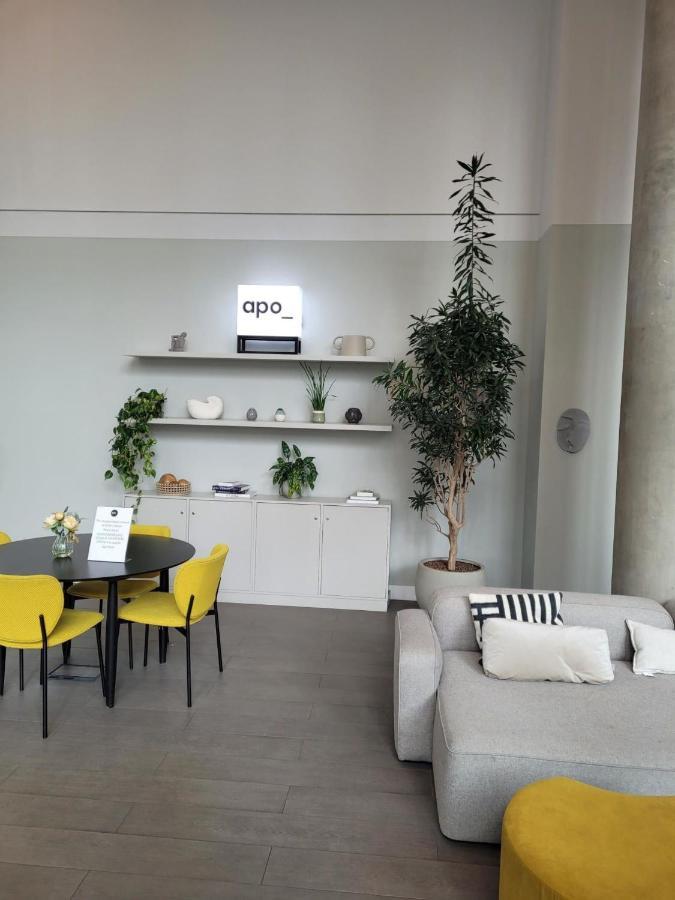 Modern Apartments In Brentford 2 Minutes Walk From Kew Bridge Εξωτερικό φωτογραφία